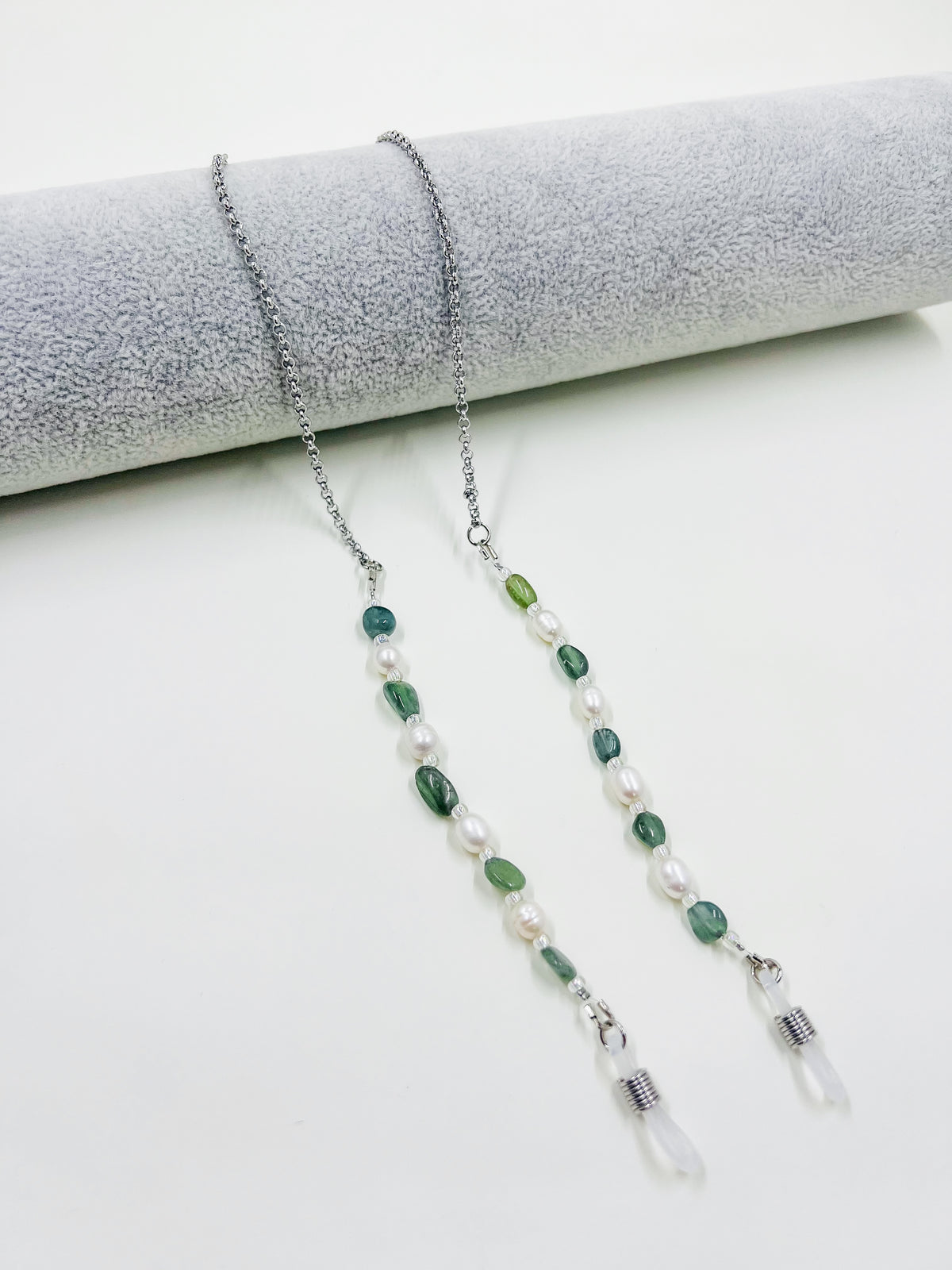 Little Bay sunglasses chain