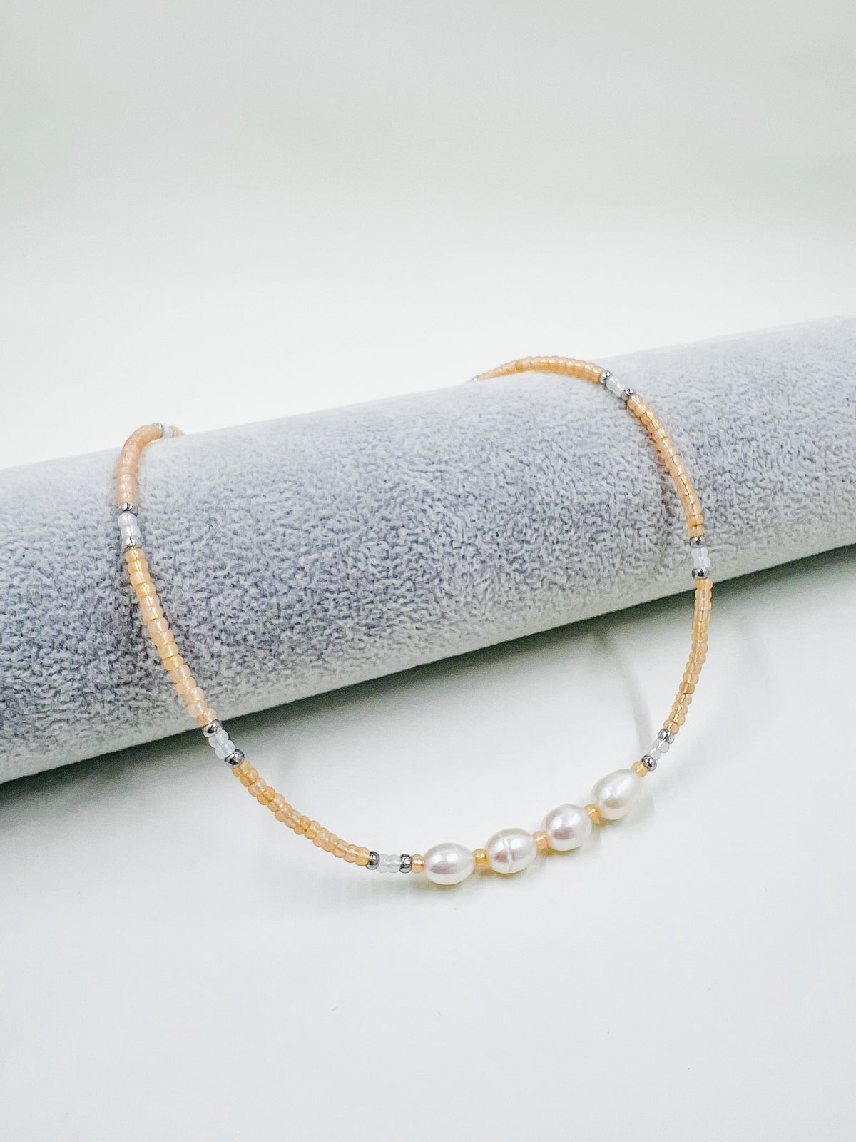 Lupe necklace