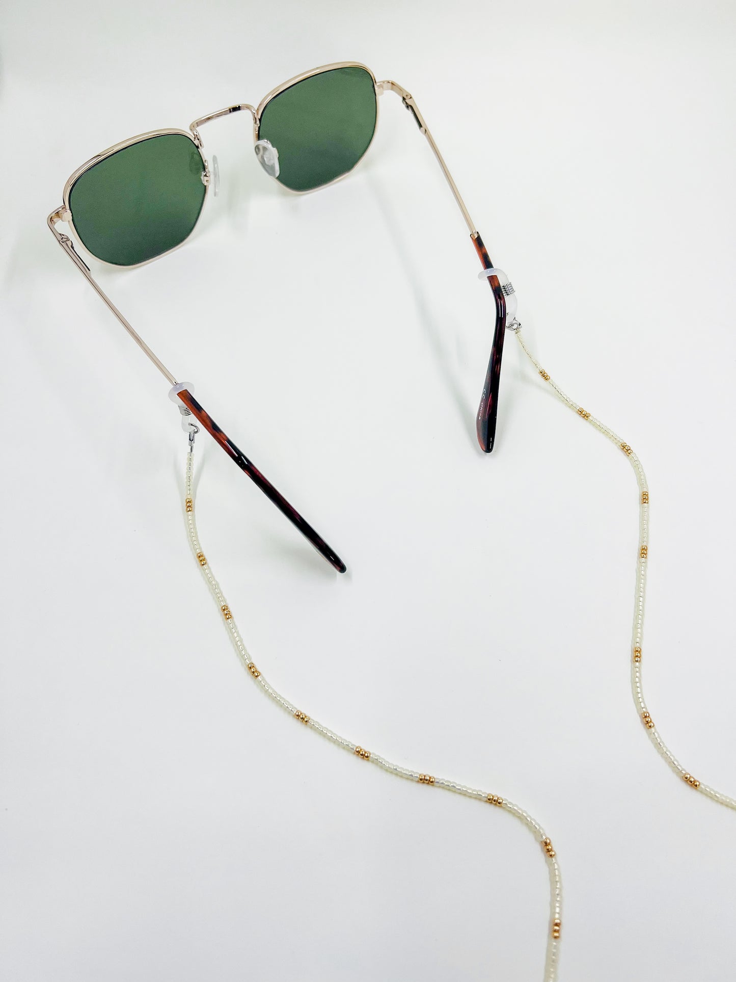 Clovelly Sunglasses chain