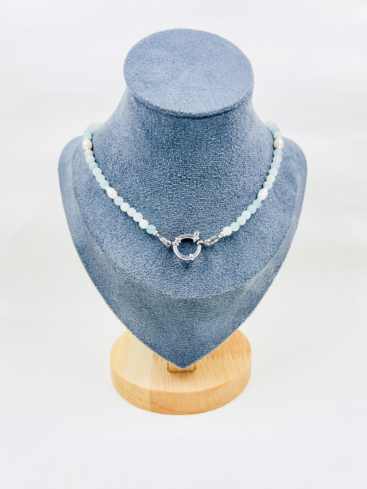 Nora necklace